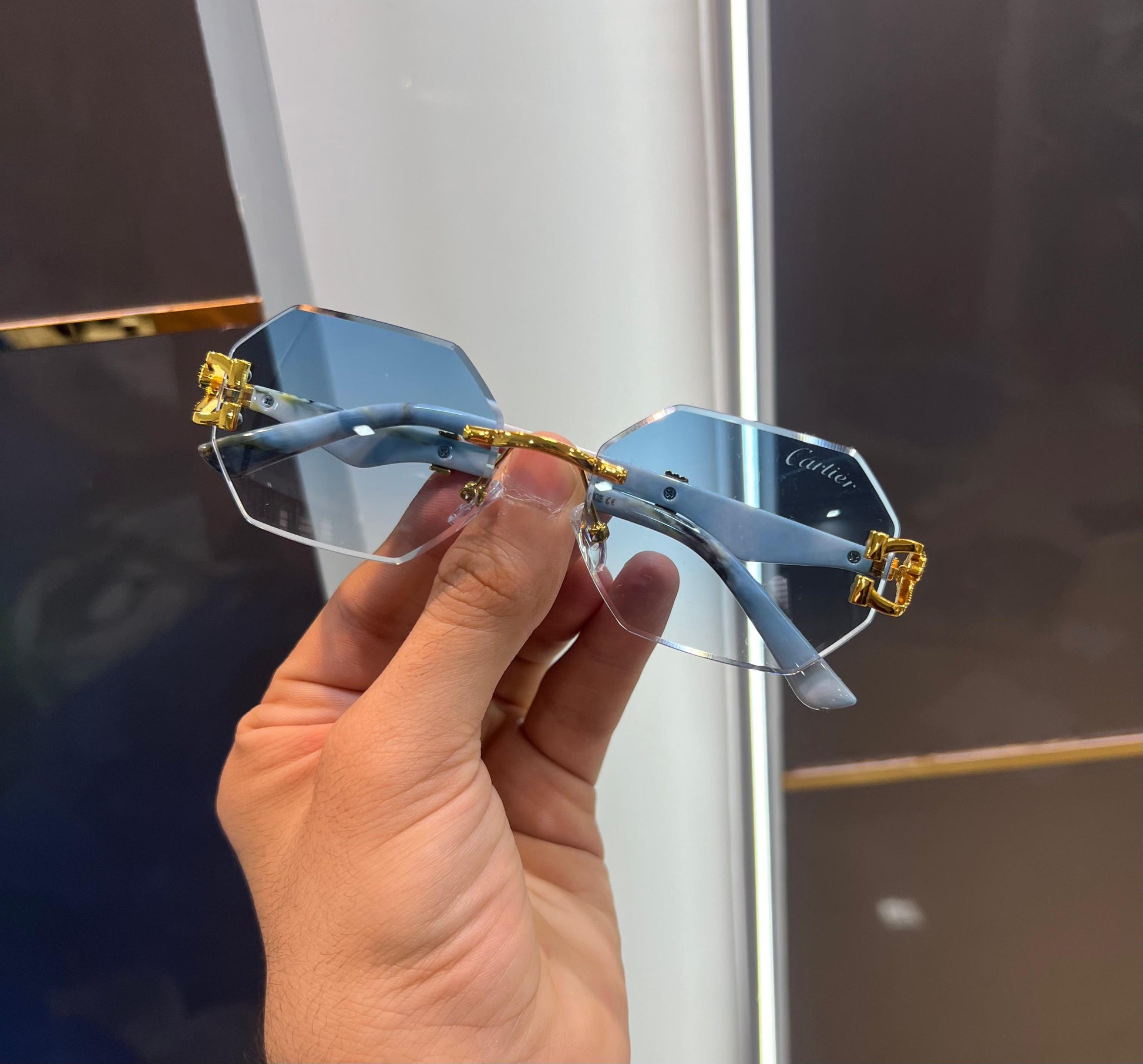 CARTIER STYLISH BLUE SUNGLASS WITH OG BOX Urban Classics Store