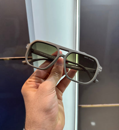 MARC JACOBS  **THE CLASSICS ** SUNGLASSES MATT BLACK WITH OG KIT Urban Classics Store