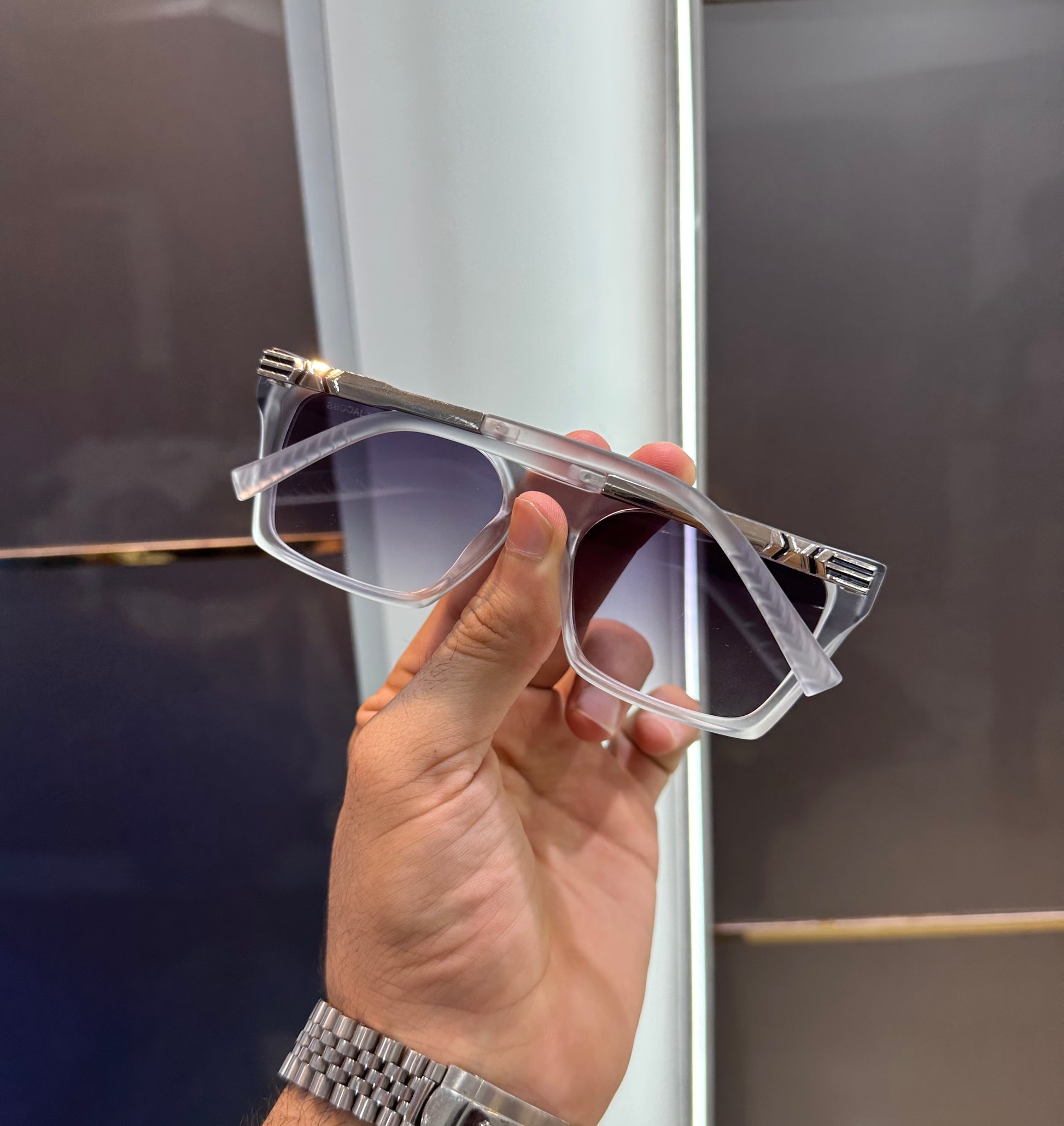 MARC JACOBS COOL SUNGLASSES "RANVEER SINGH EDITION" WITH OG KIT Urban Classics Store