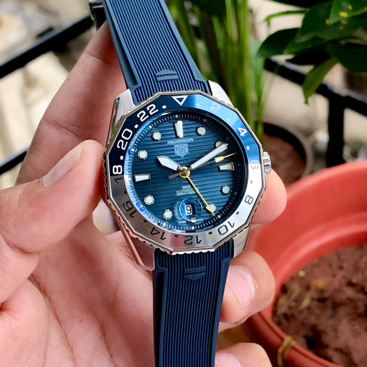 TAG HEUER GMT AUTOMATIC BLUE COLOUR WITH OG KIT Urban Classics Store