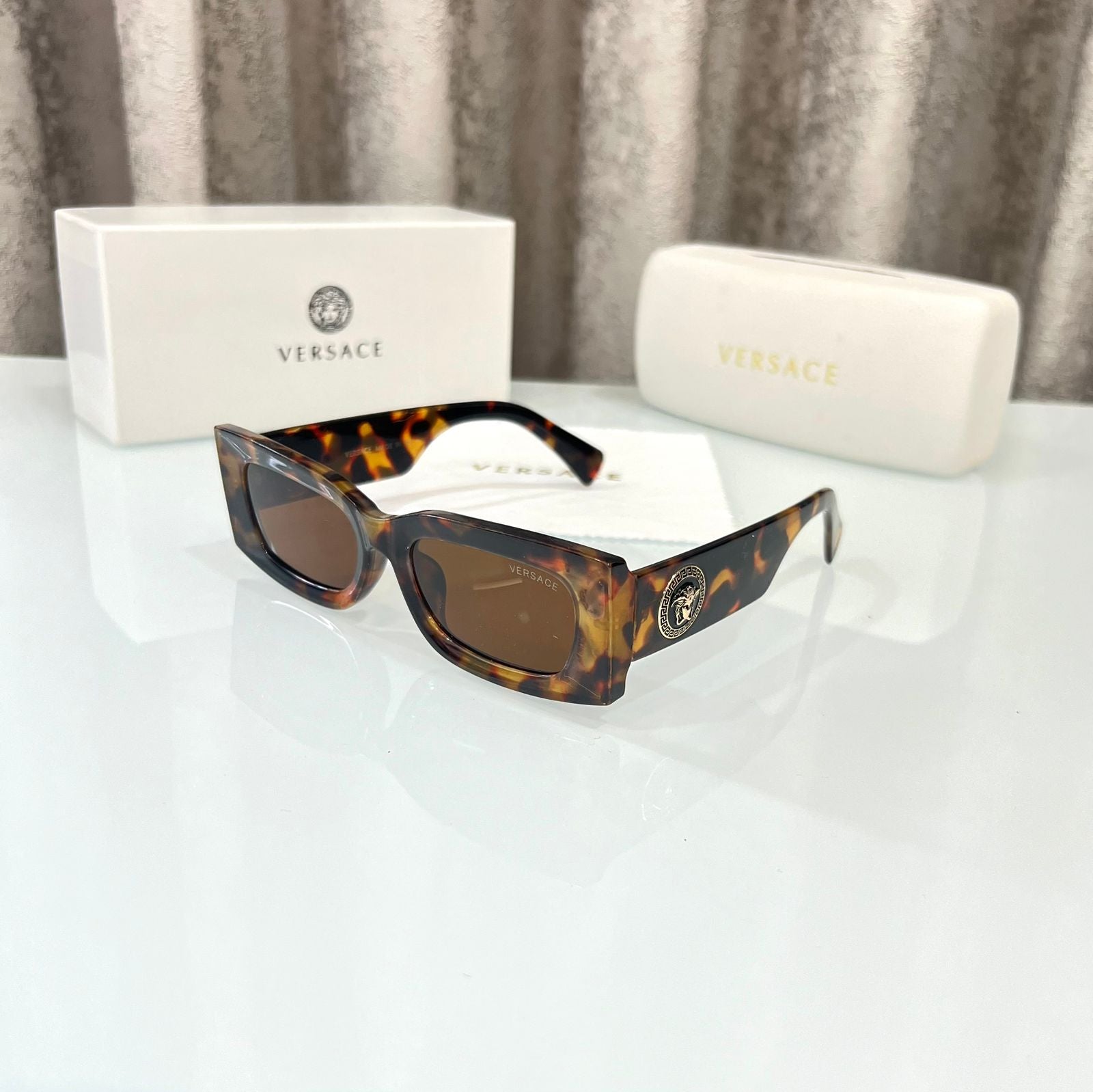 VERSACE TIGER PRINT DESIGNER LUXURY SHADE WITH OG BOX Urban Classics Store