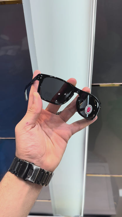 OAKLEY BLACK SQUARE FRAME SUNGLASSES WITH OG BOX