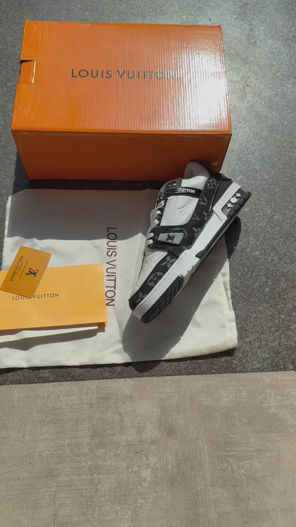 LOUIS VUITTON LV MONOGRAM TRAINER BLACK WHITE UNISEX WITH ACCESSORIES